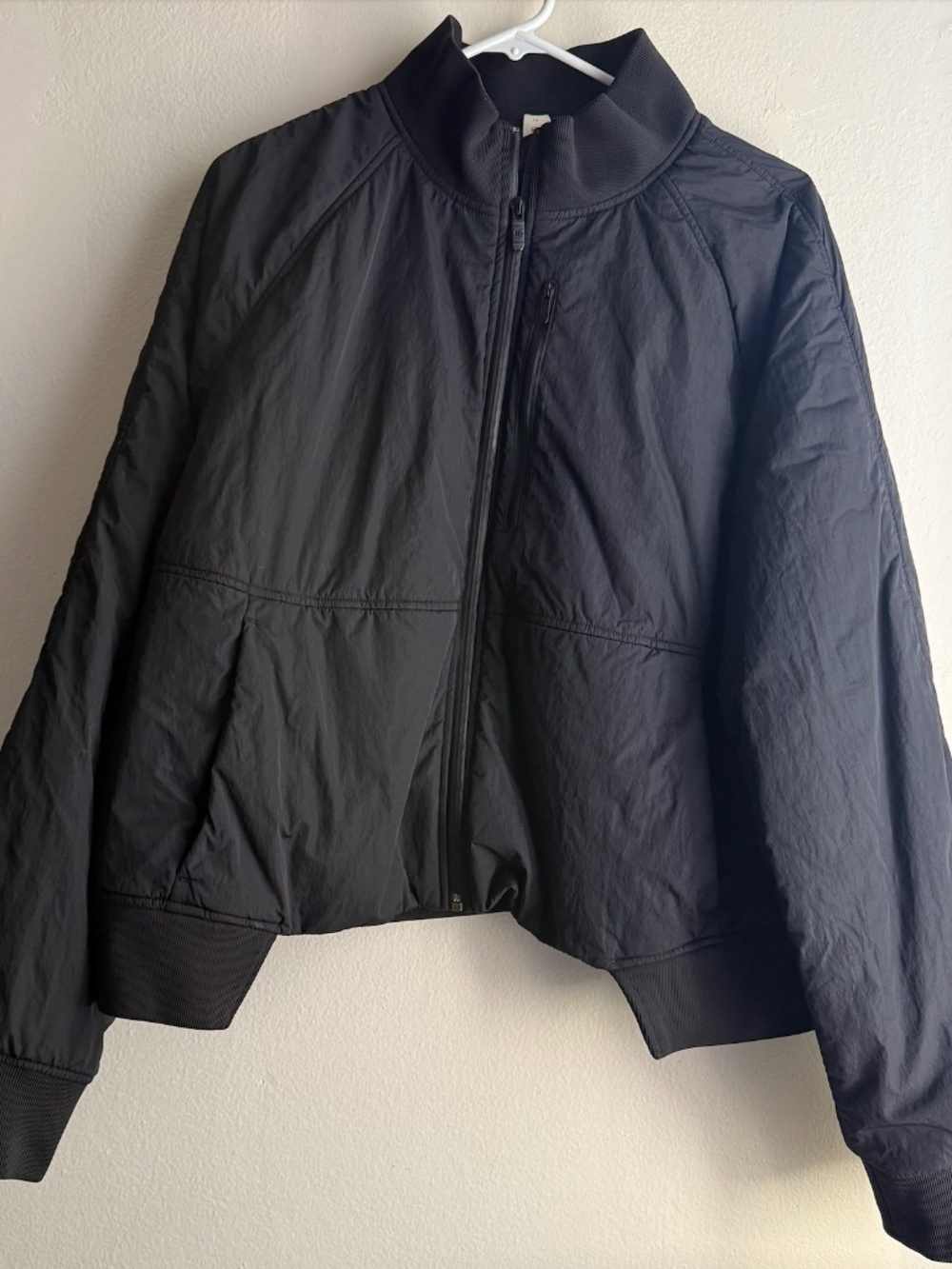 LULULEMON SHORT INSULATED BOMBER JACKET SIZE 12 - Picture 7 of 13